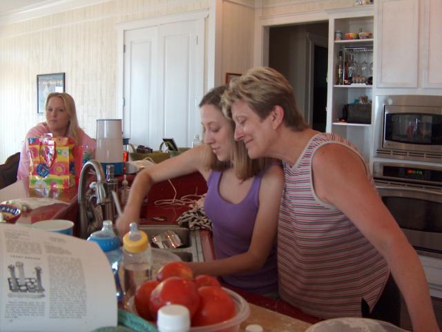 Abby stirring, Candy being moral support