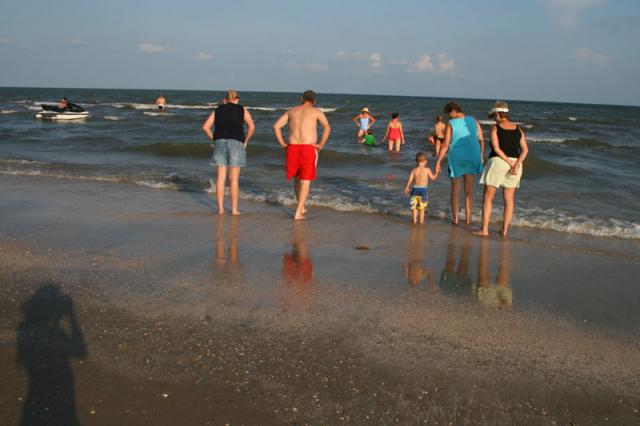 Everyone says I'm never in pictures, but see, there I am! (Bottom left corner)