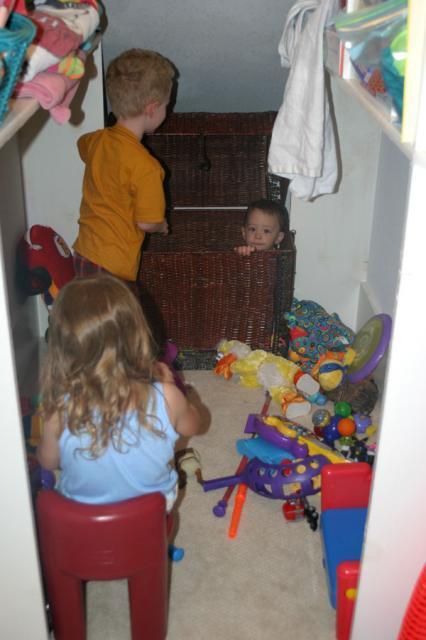 Toy closet = best idea ever!