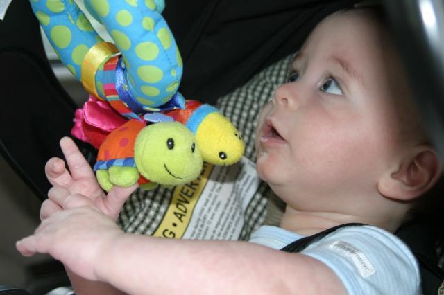 Oooh, it's my carseat toy! ~ April 29, 2006