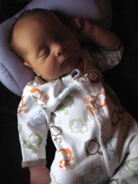 Laptop glow ~ April 6, 2009