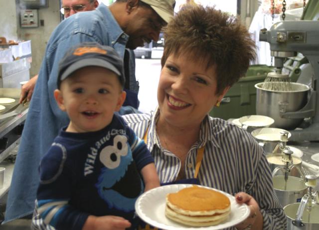 Aunt Janet, expert pancake maker! ~ April 18, 2007