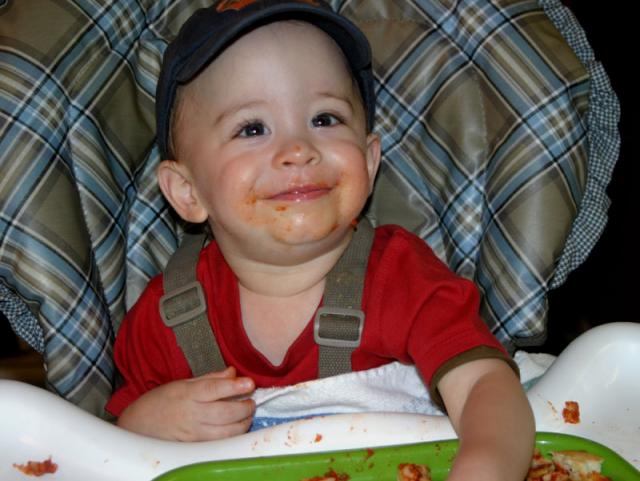 Mmmm, pizza! ~ April 21, 2007