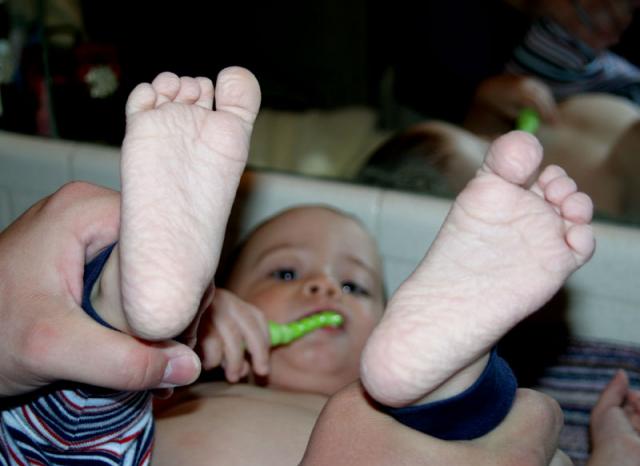 After-bath feet ~ May 3, 2007
