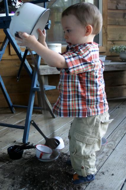 Playing in the dirt ~ May 13, 2007