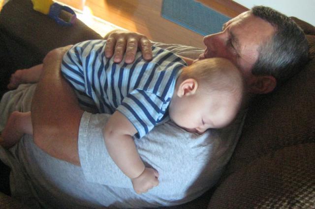 Papa nap ~ August 9, 2009