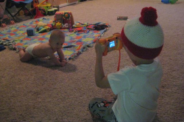 Say cheese, Oliver! ~ August 28, 2009