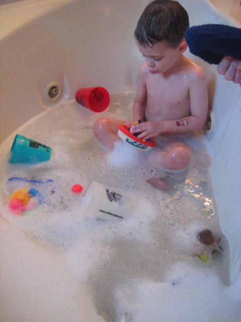 Bubble bath at Coco's ~ June 6, 2009