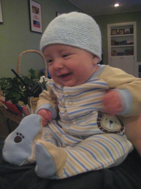 Hannah hat! ~ May 27, 2009