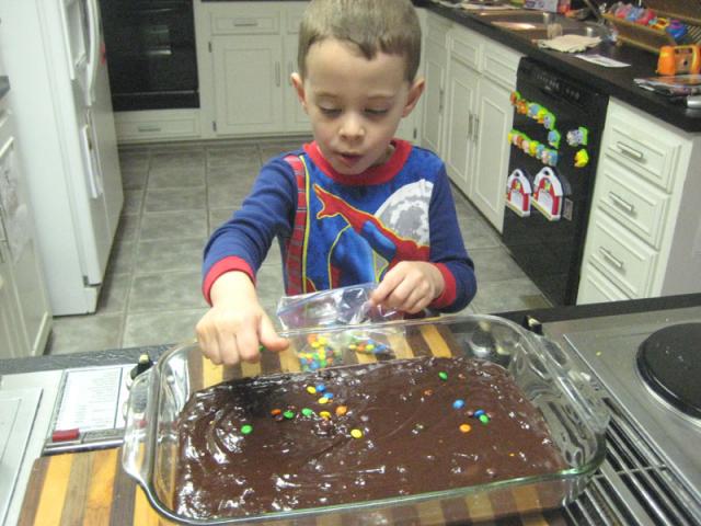 Sprinkling the M&M's ~ May 13, 2009