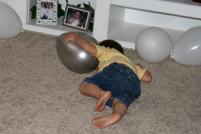 Balloon hug ~ October 1, 2007