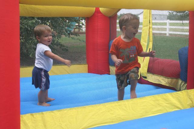 Bouncing with Major ~ August 1, 2007