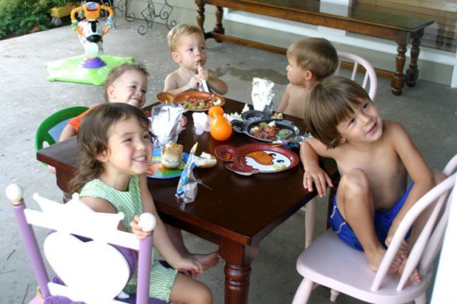 Playdate picture time ~ August 1, 2007