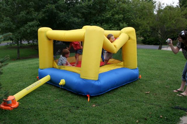 Save me, Aunt Jen! ~ August 16, 2008