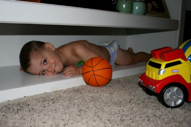 Such a good hider ~ July 16, 2008