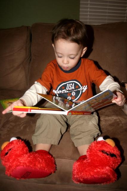 Elmo flippers! ~ December 15, 2007