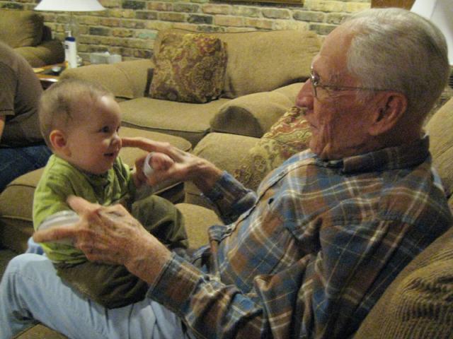 Oliver loves Grandpa Palko ~ November 19, 2009