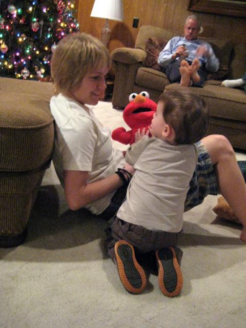 Michelle was nice enough to share her Tickle Me Elmo for the evening