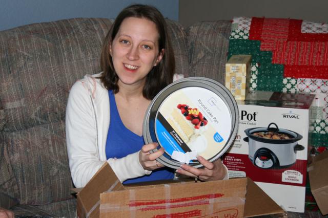New cake pans! Uncle D went to Wal-Mart on Christmas Eve to get them after he had to wash the disposable foil ones I had been using...