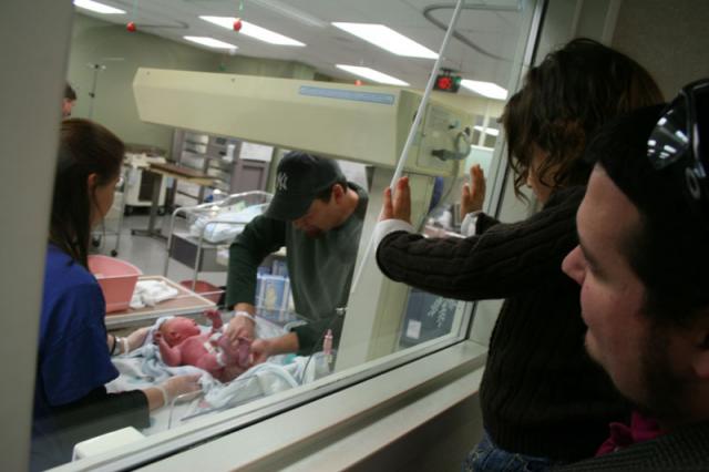 Everyone likes an audience when they bathe, right?