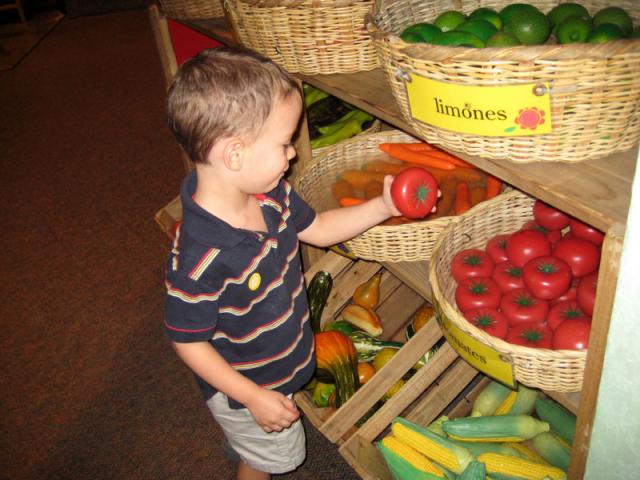 Mmmm, the matoes look good today!