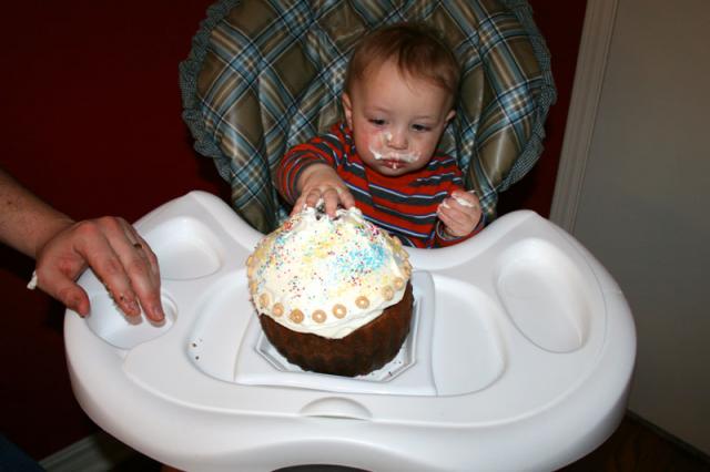 Oliver vs. the giant cupcake