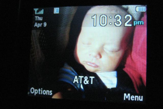 10:32 is the perfect time for an ice cream sandwich, right?