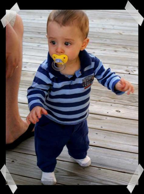 Pic of the Week ~ 10/22/06 (Standing Alone)