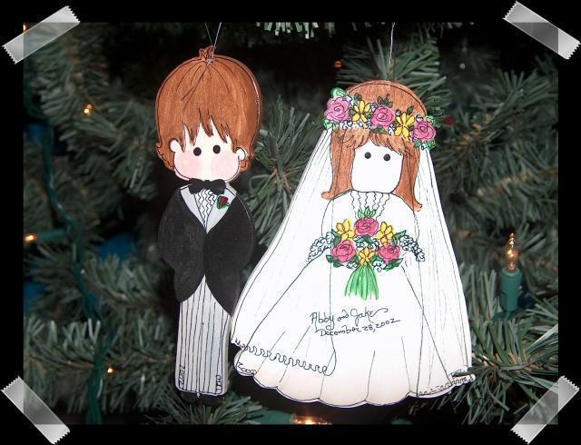 Pic of the Week ~ 12/26/04 (Jake & Abby Tree Ornaments)