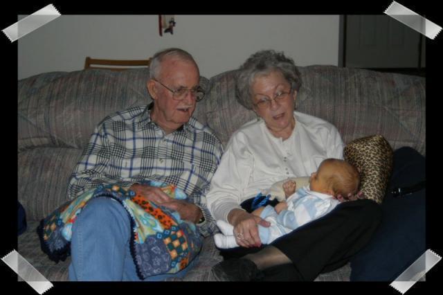 Pic of the Week ~ 2/19/06 (Earl, Grandma & Tyler)