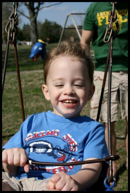 Pic of the Week ~ 4/6/08 (Swinging!)