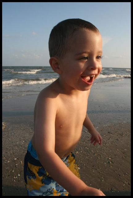 Pic of the Week ~ 7/20/08 (Beach Boy)