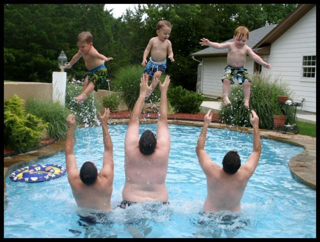 Pic of the Week ~ 7/8/07 (Baby Toss!)