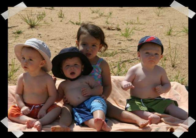 Pic of the Week ~ 8/20/06 (Cantrell Kids at the Lake!)