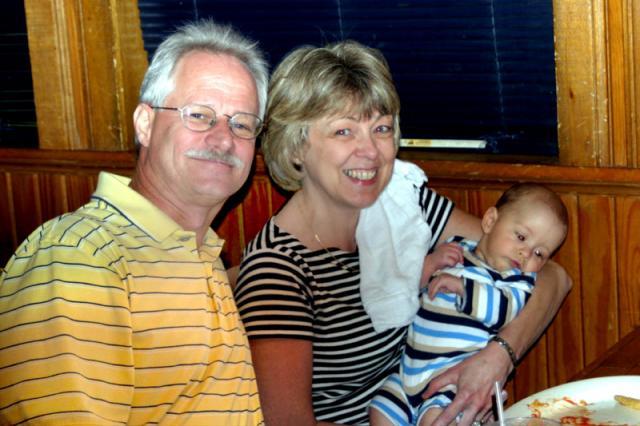 Uncle Billy & Aunt Debbie meet Tyler!