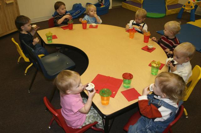 Mmmm, cupcakes at 10:00 in the morning!